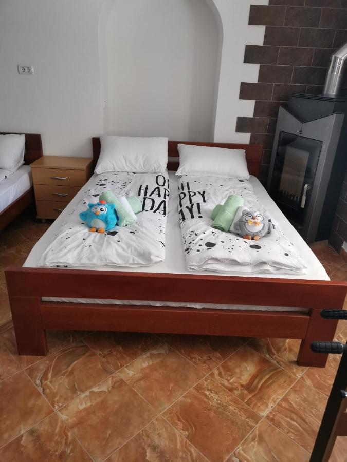 Apartma Vatovec アンカラン エクステリア 写真