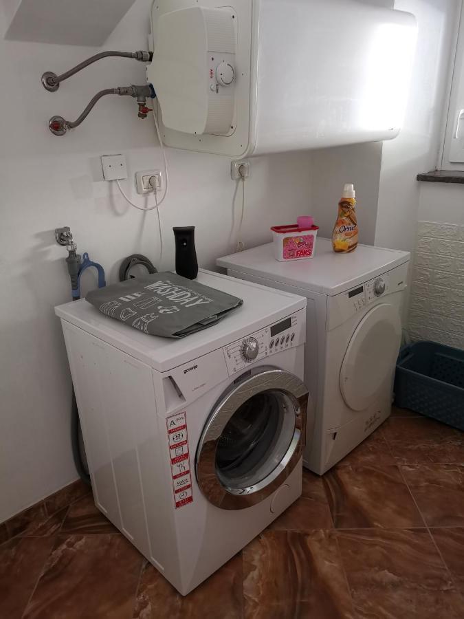 Apartma Vatovec アンカラン エクステリア 写真